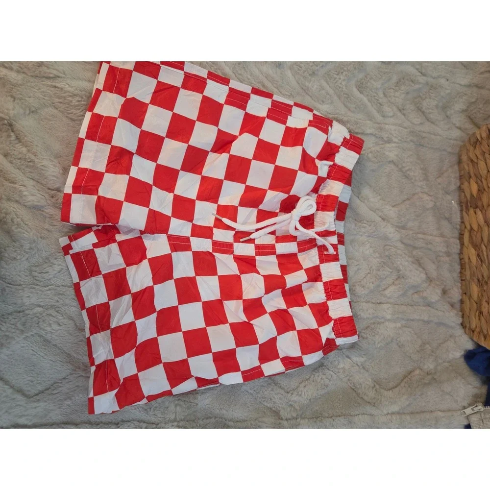 N/A red white